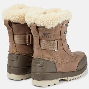 TIVOLI™ V Parc Women's Waterproof Boot. SIZE 7